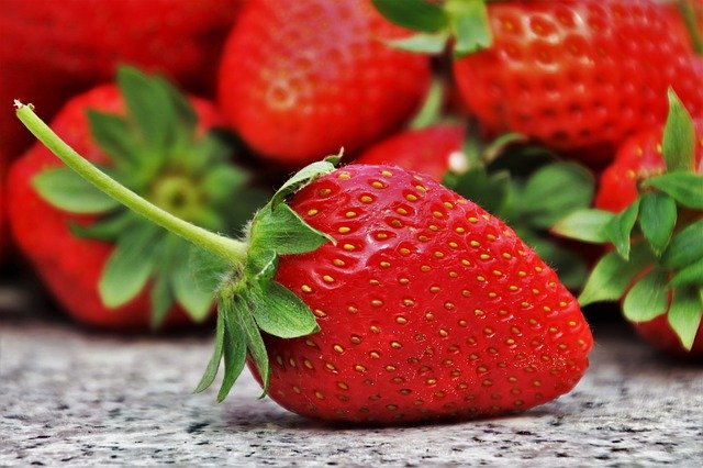 Quel engrais naturel peut-on utiliser pour les fraises ?